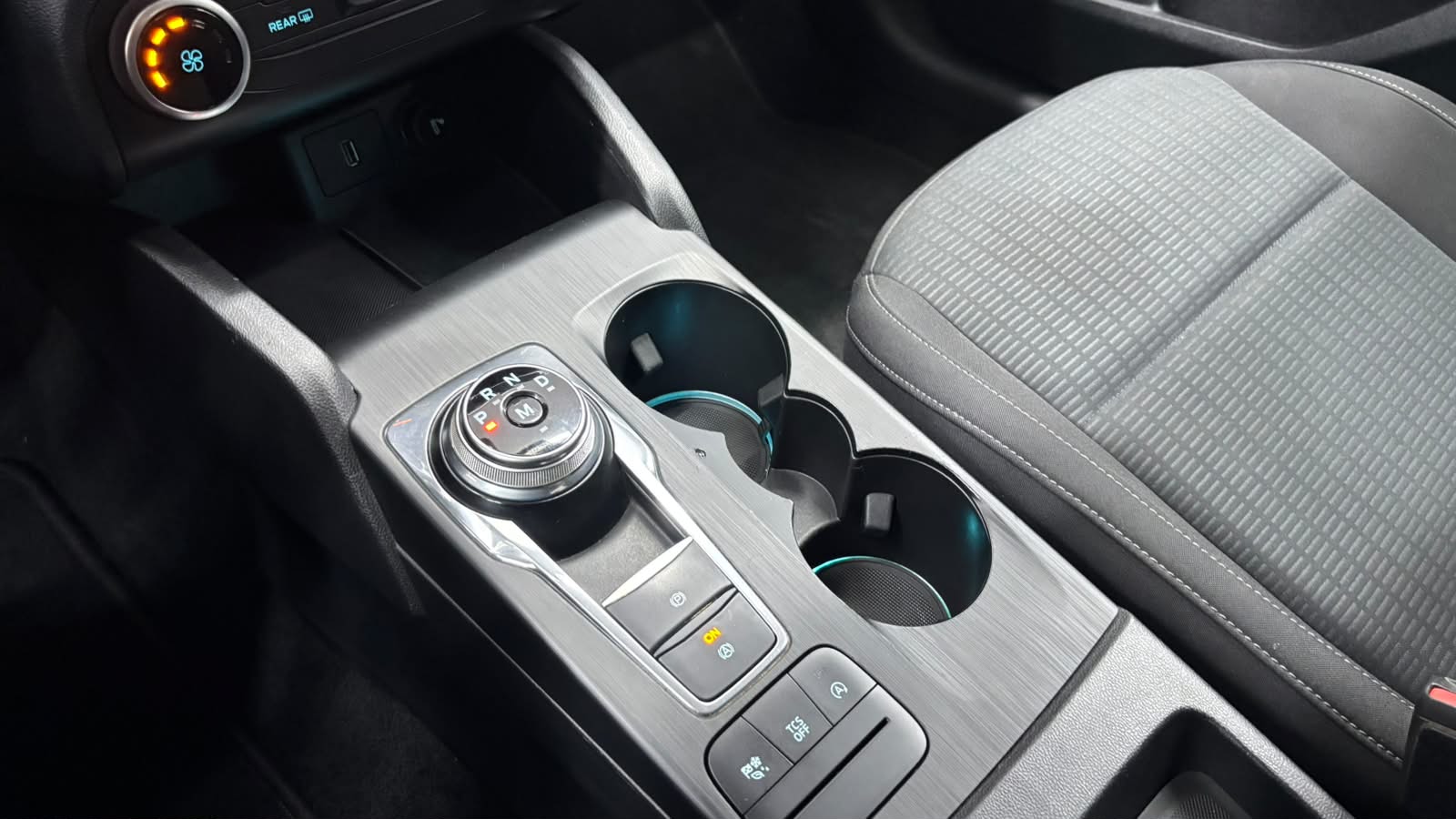 FORD FOCUS 22